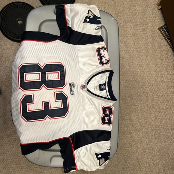 Football Jersey - Picture 3 of 4